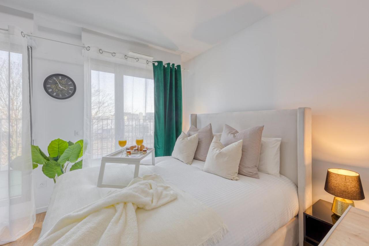 Cinema Moon Luxury - Gare 3Min - Proche Paris Lejlighed Massy  Eksteriør billede