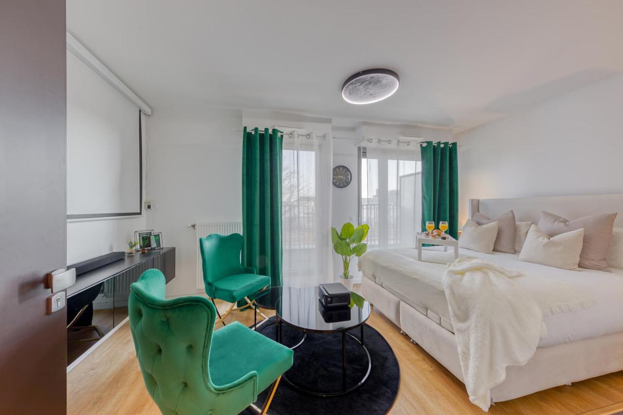 Cinema Moon Luxury - Gare 3Min - Proche Paris Lejlighed Massy  Eksteriør billede